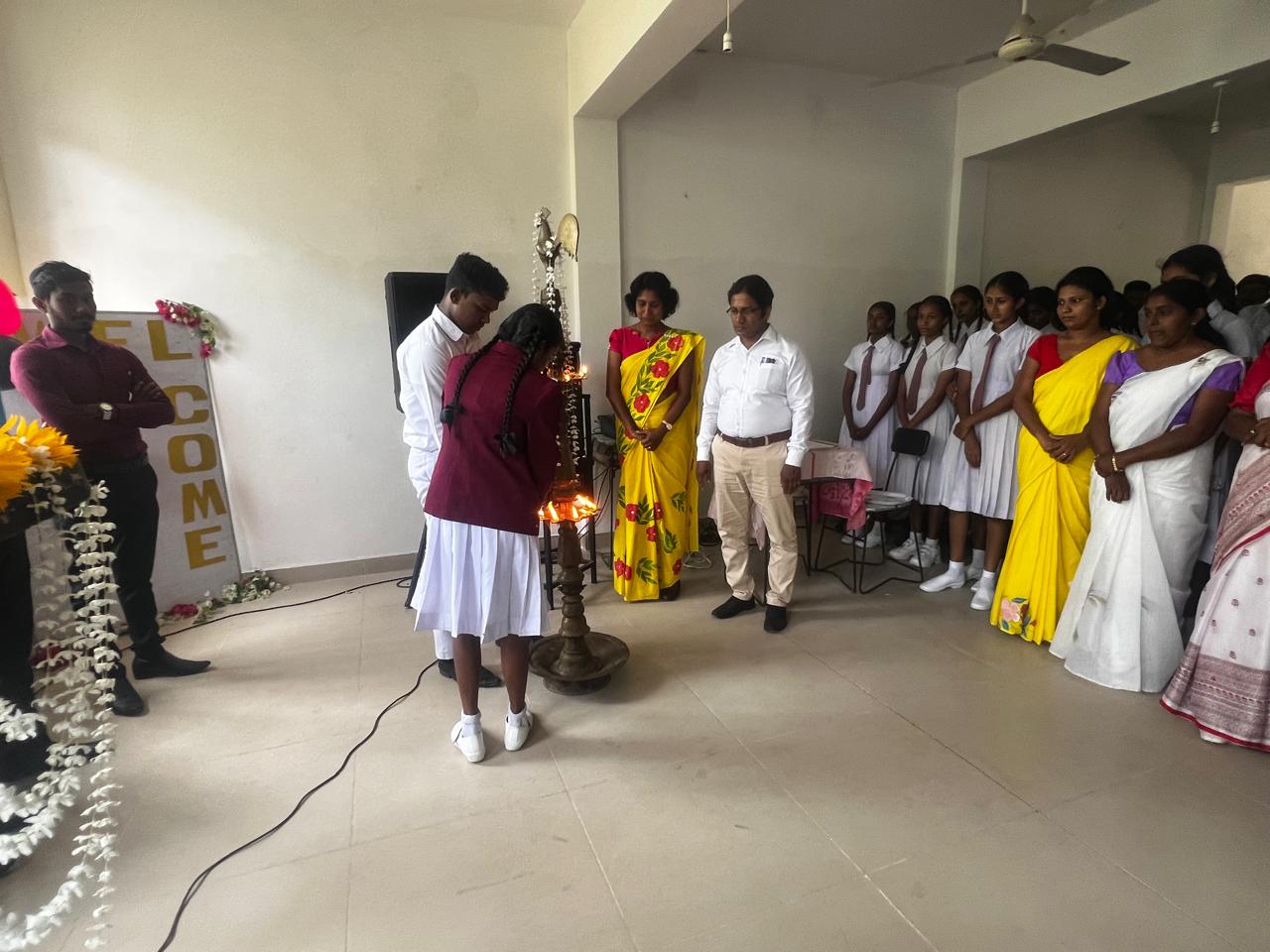 නවක උසස් පෙළ සිසුන් බදවා ගැනීම